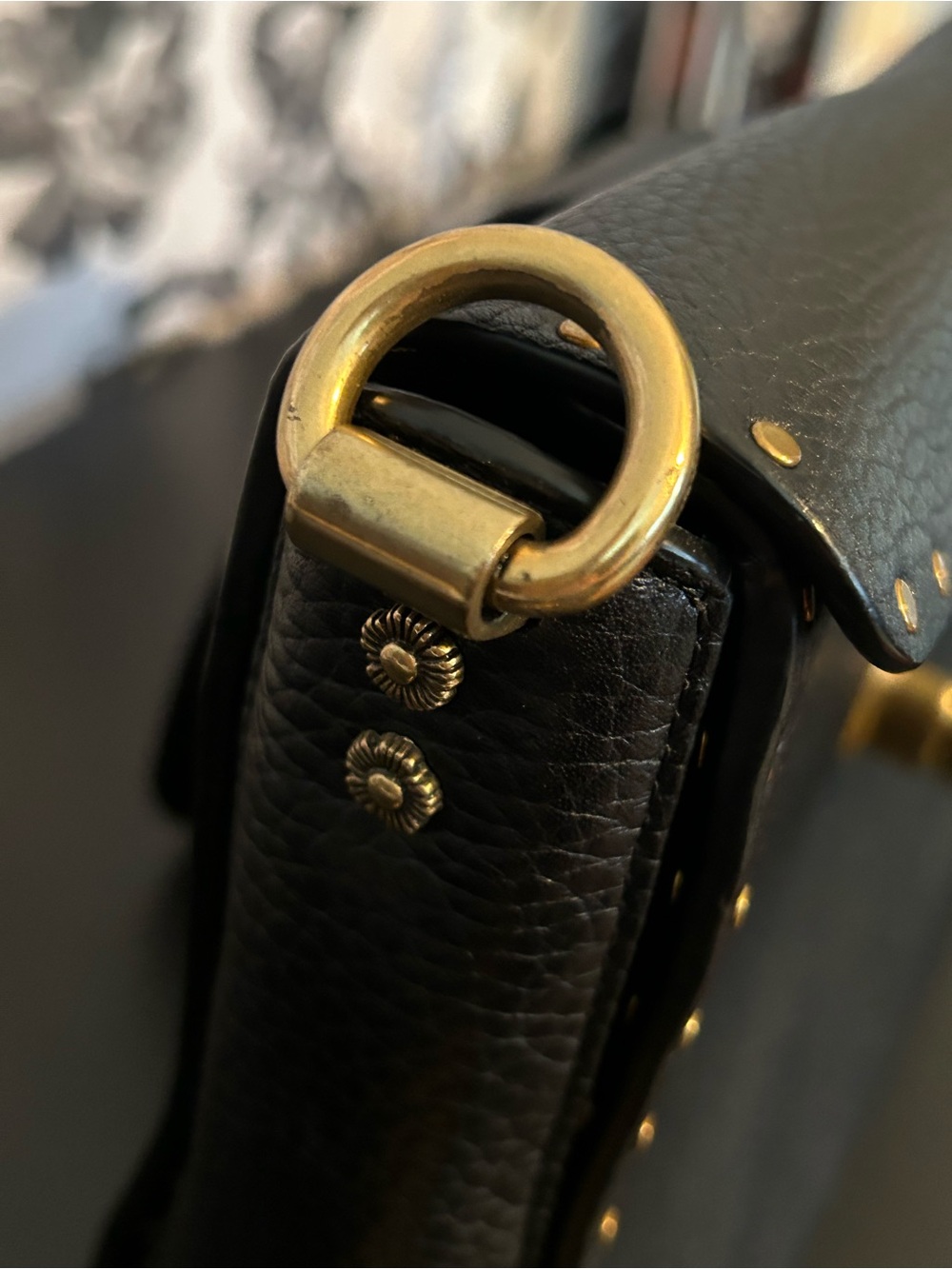 COACH PAGE 27 with Rivets Black - GUC - Picture 14 of 17